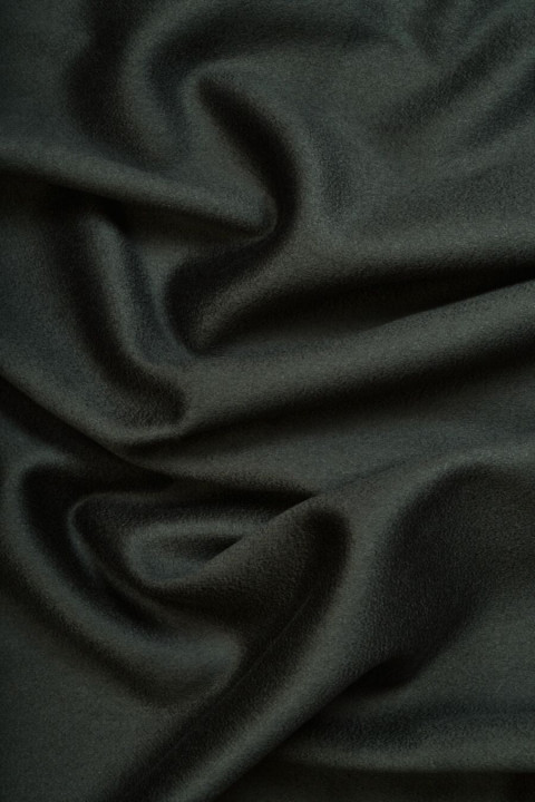 Coat wool with cashmere graphite