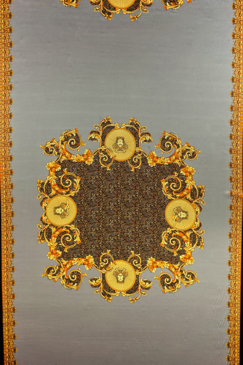 Satyna jedwabna złoty ornament KUPON 135cm