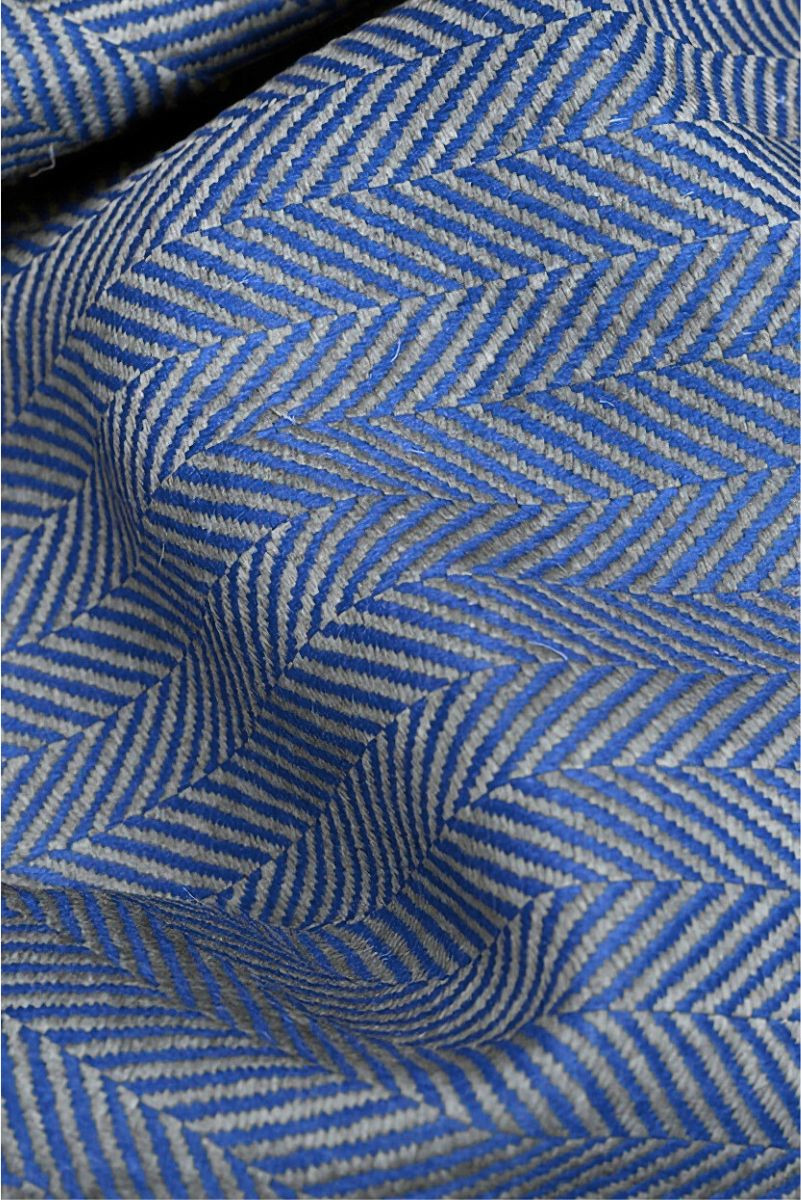 Laine de costume à chevrons gris bleuet