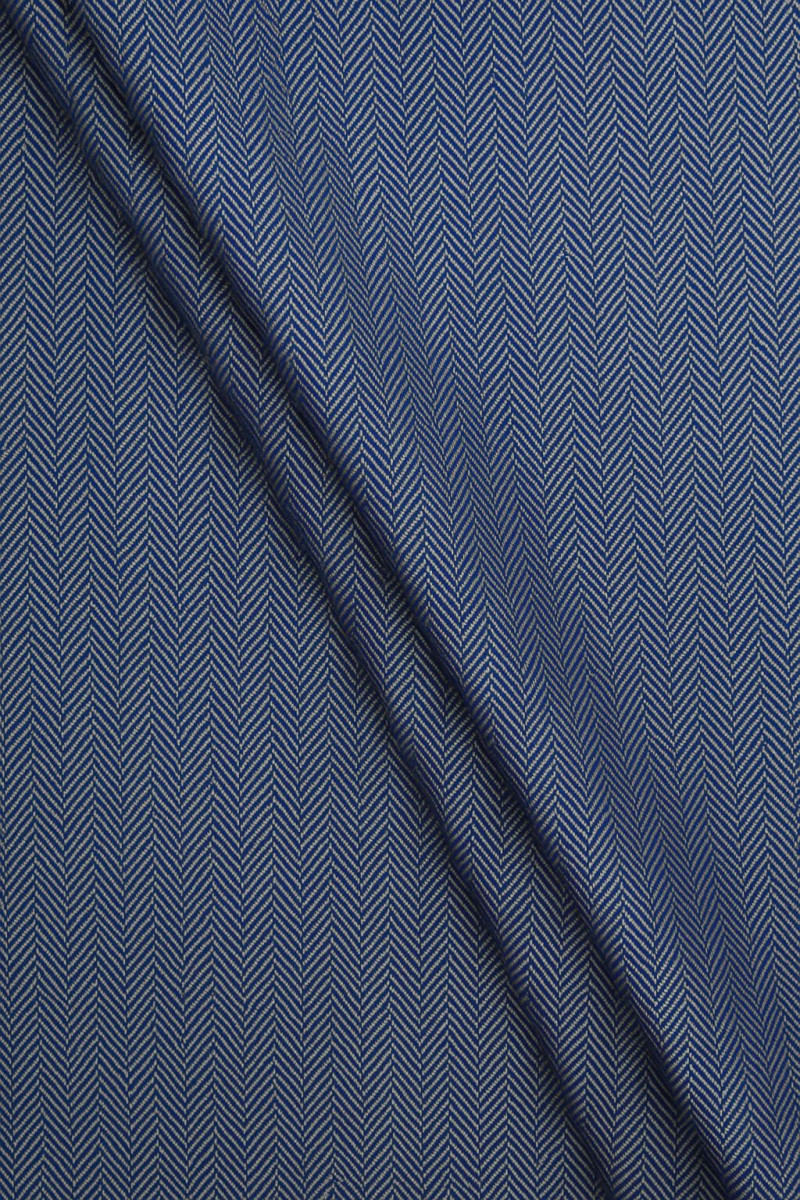 Cornflower-grey herringbone costume wool