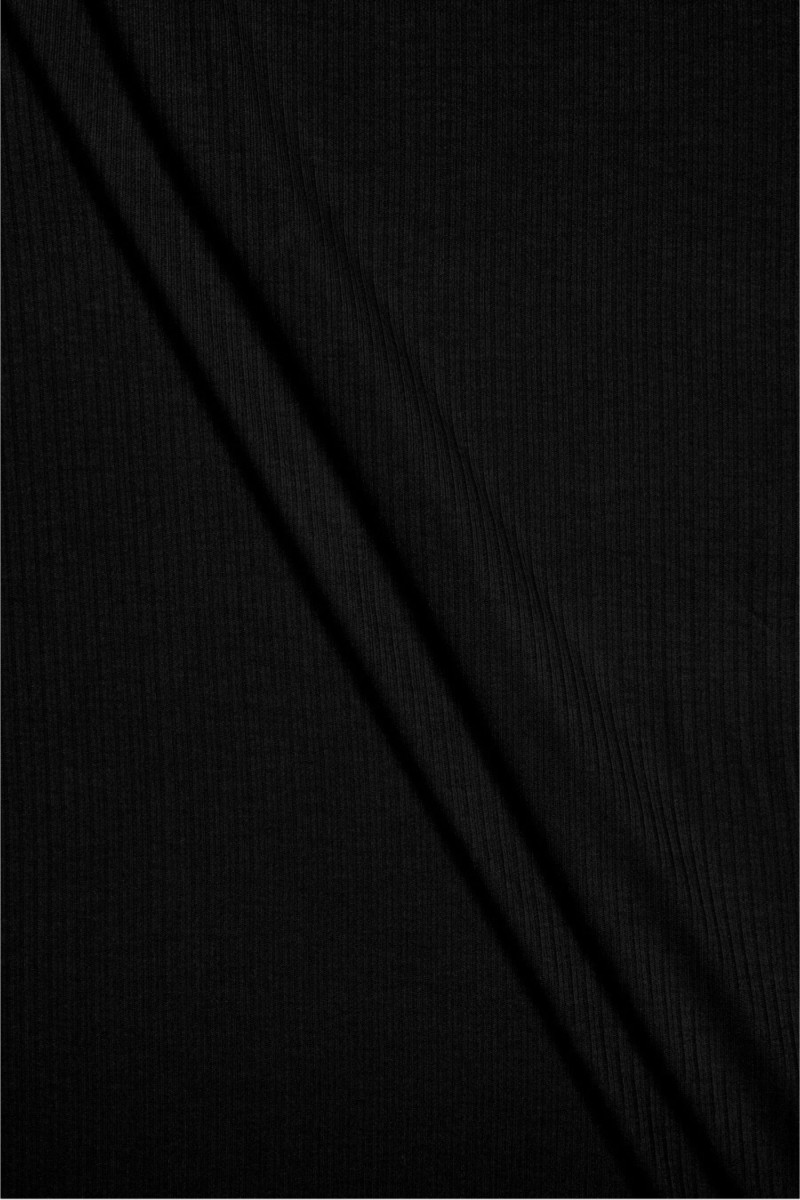 Tejido de punto a rayas negras