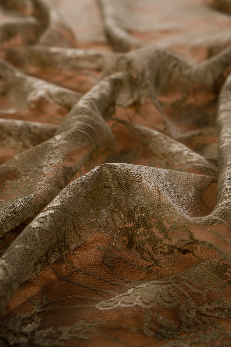 Lace light olive narrow COUPON 250cm