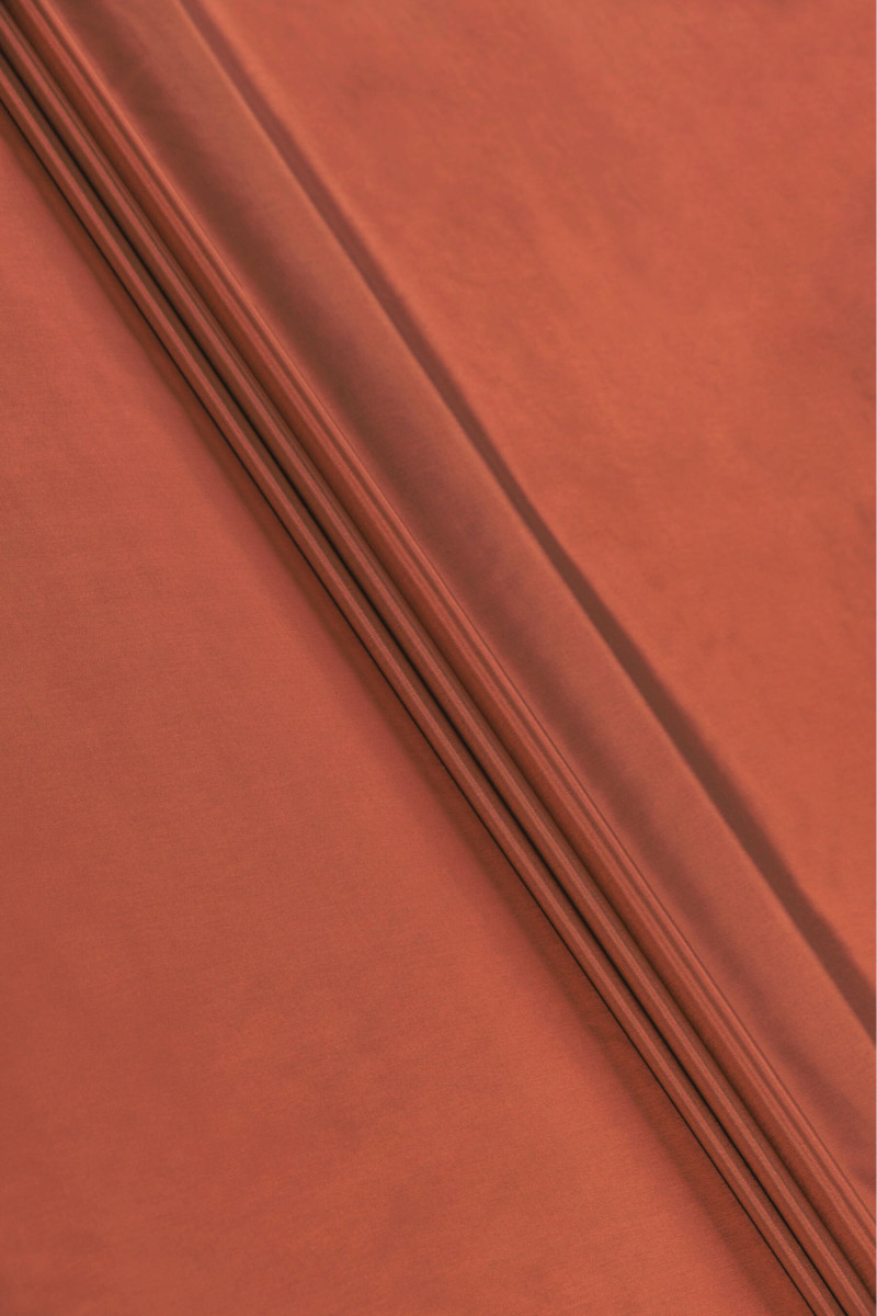 Doublure : rouge brique