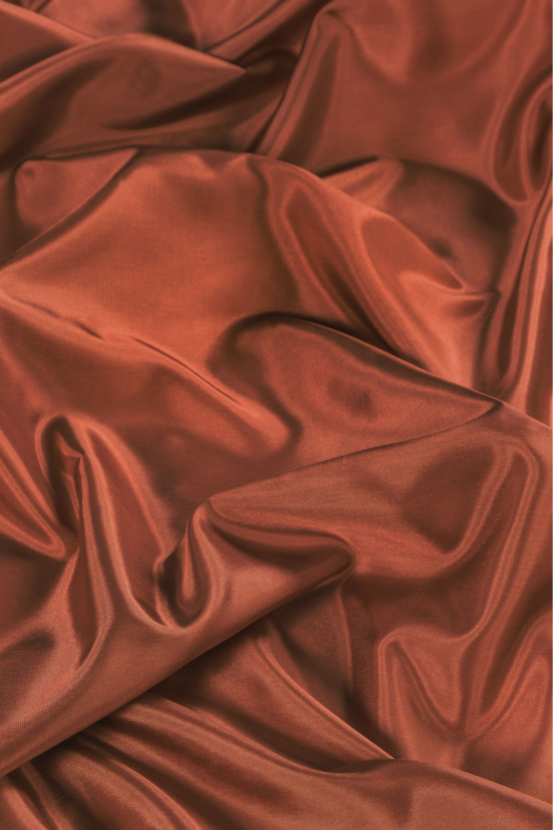 Doublure : rouge brique