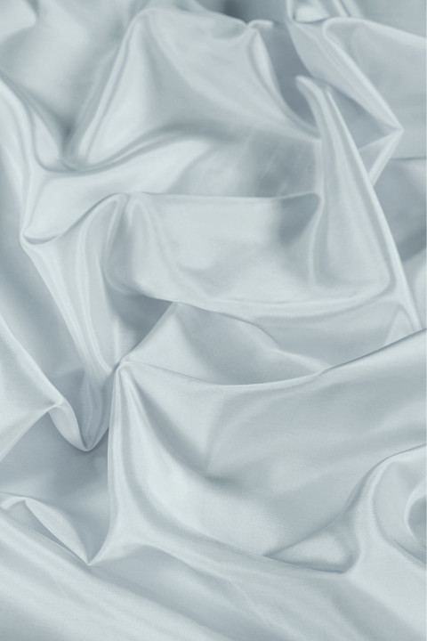 Grey viscose lining with a drop of blue
