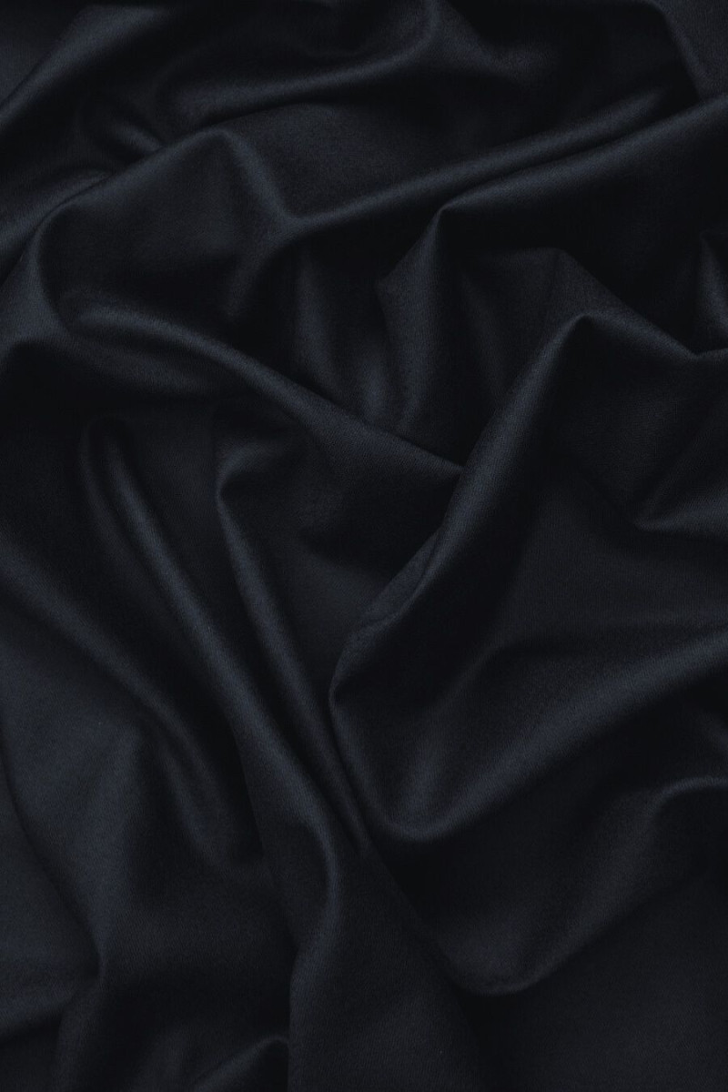 Laine de costume bleu marine foncé