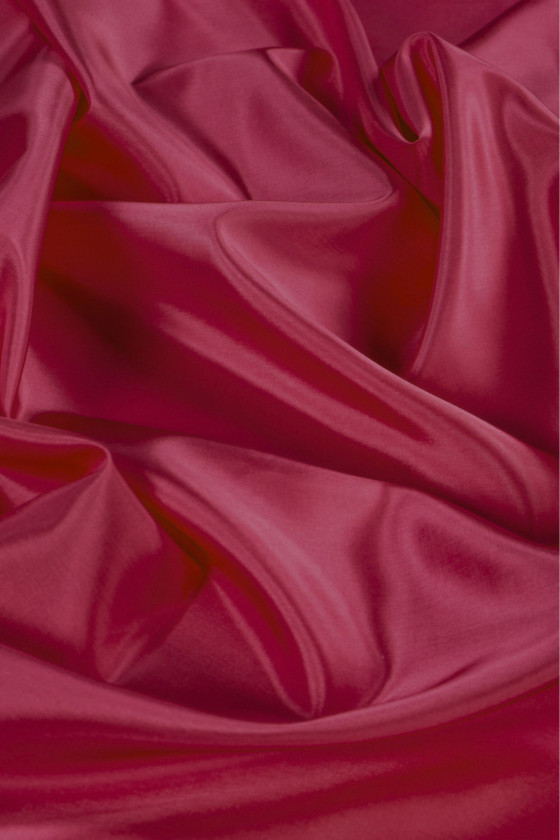 Dunkle Fuchsia-Auskleidung