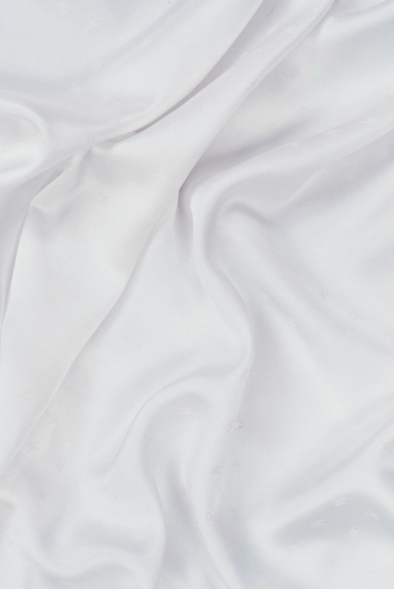 Petits motifs en viscose crème