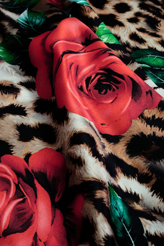 Silk leopard satin and roses