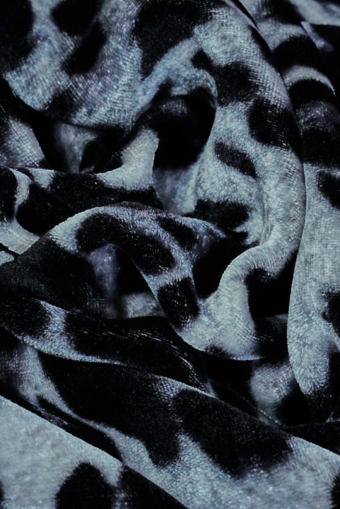 Leopard grey velour