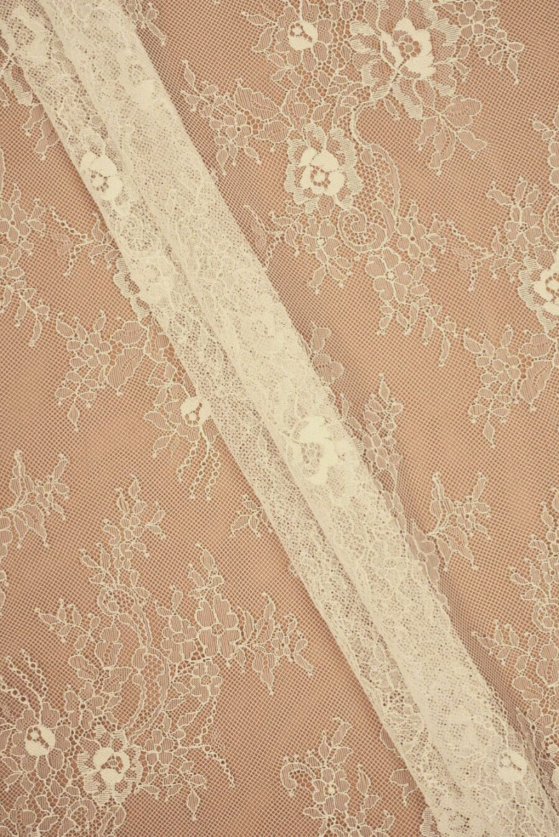 Pizzo alla vaniglia francese