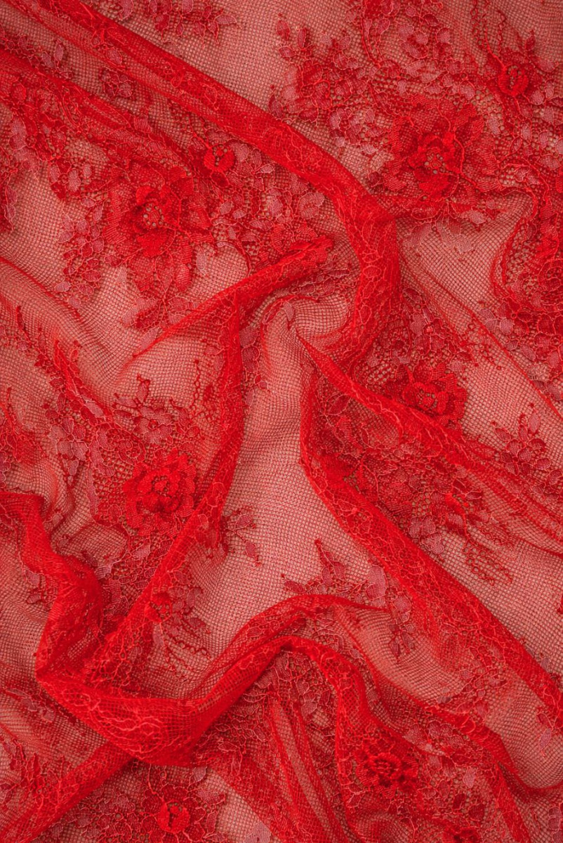 Rojo encaje francés
