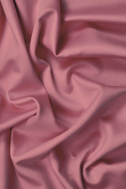 Seda con algodón rosa