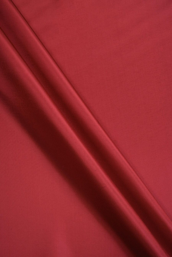 Lining: Twill, red brick