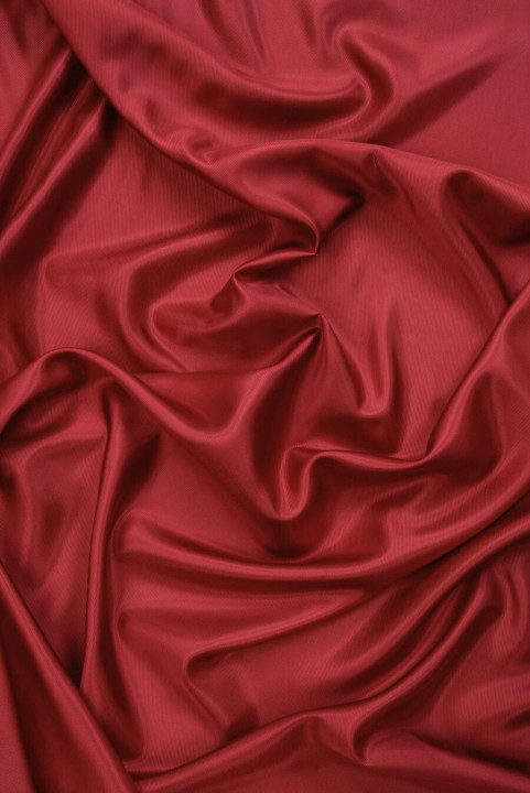 Lining: Twill, red brick
