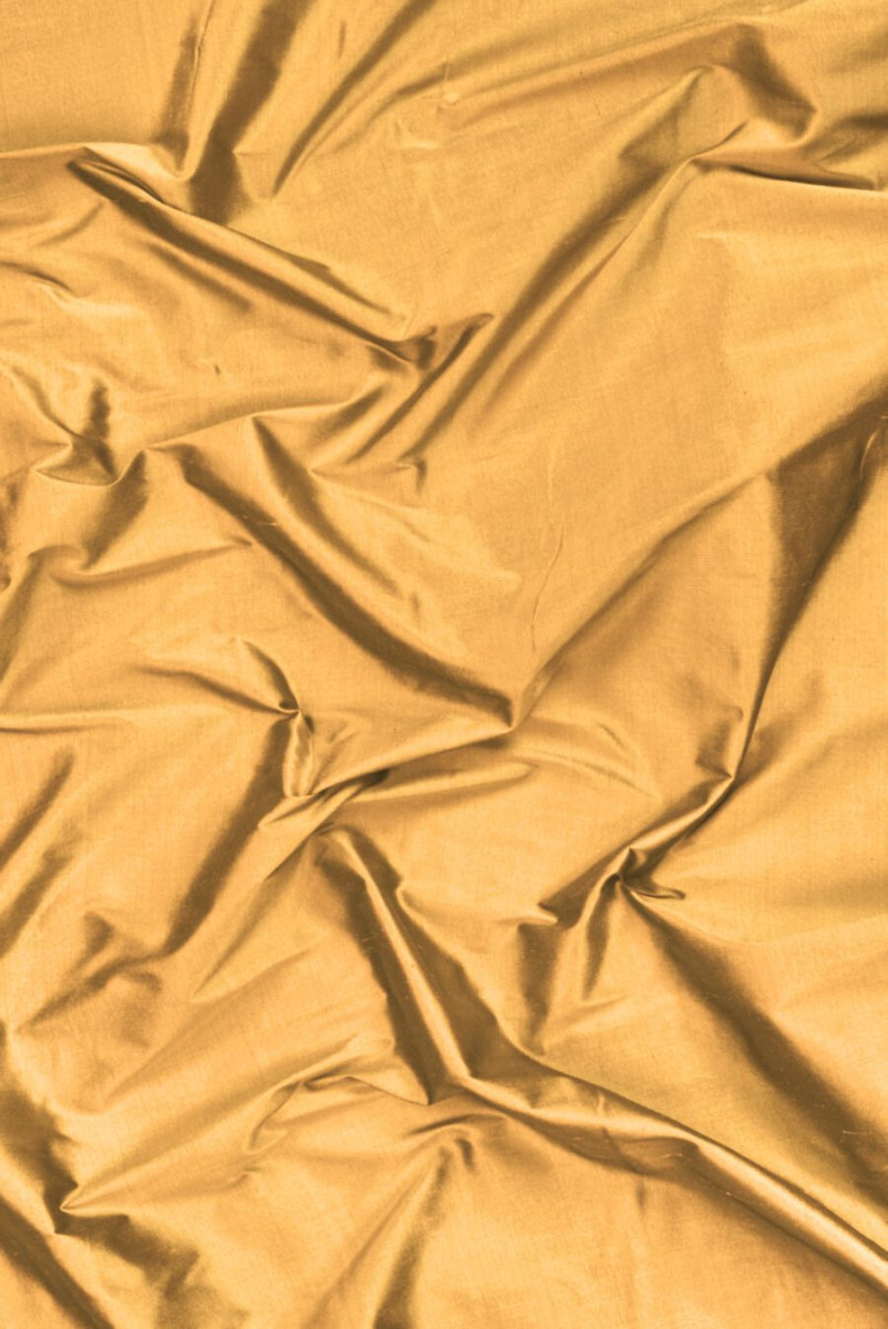 Yellow taffeta silk shang
