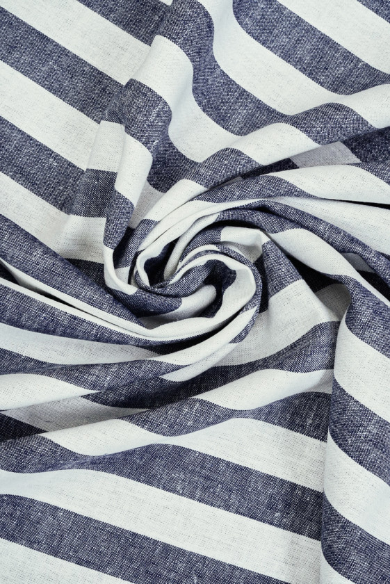 Len z wiskozą w paski granatowe