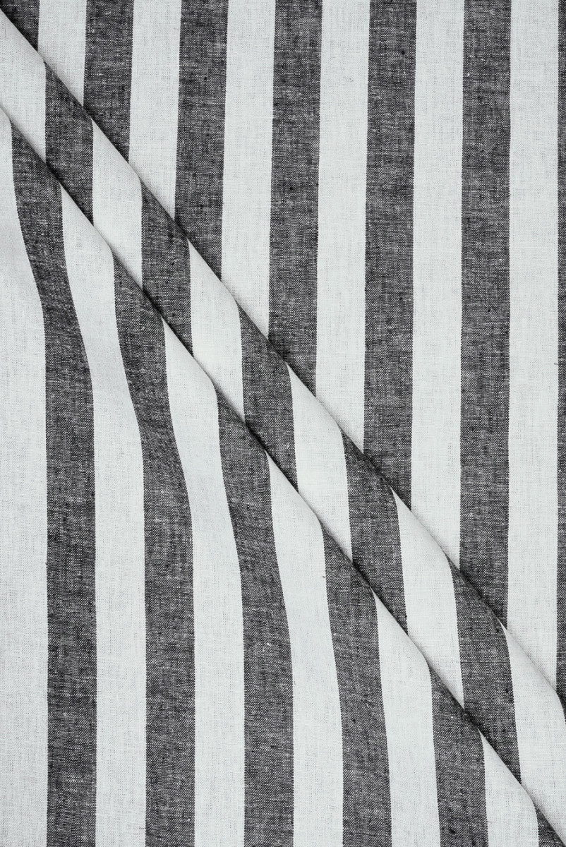 Len z wiskozą w paski granatowe