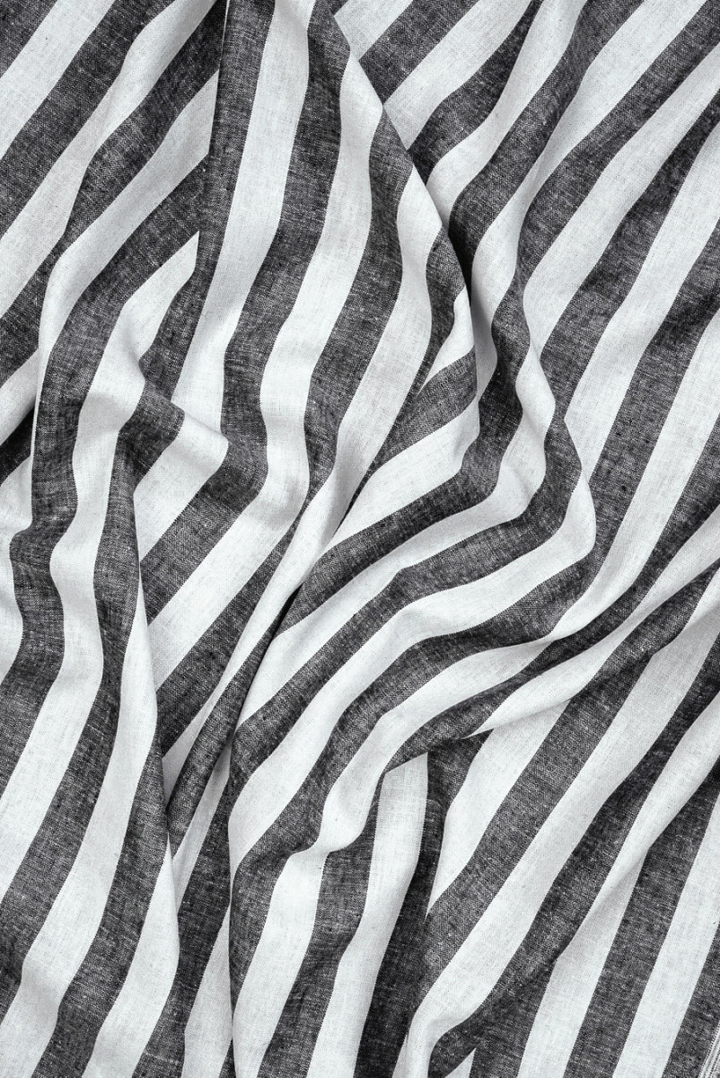 Len z wiskozą w paski granatowe