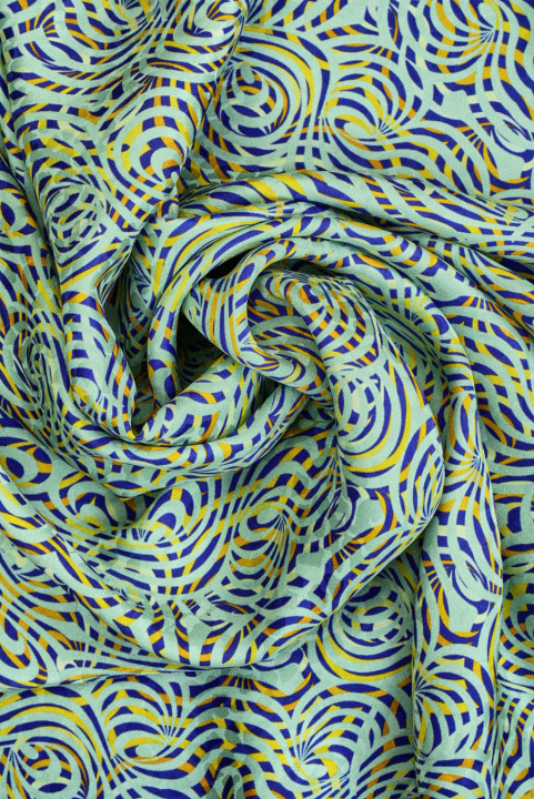 Jacquard-silke med geometrisk mønster