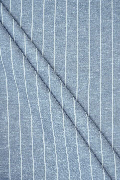 Lin mélangé viscose bleu clair à rayures