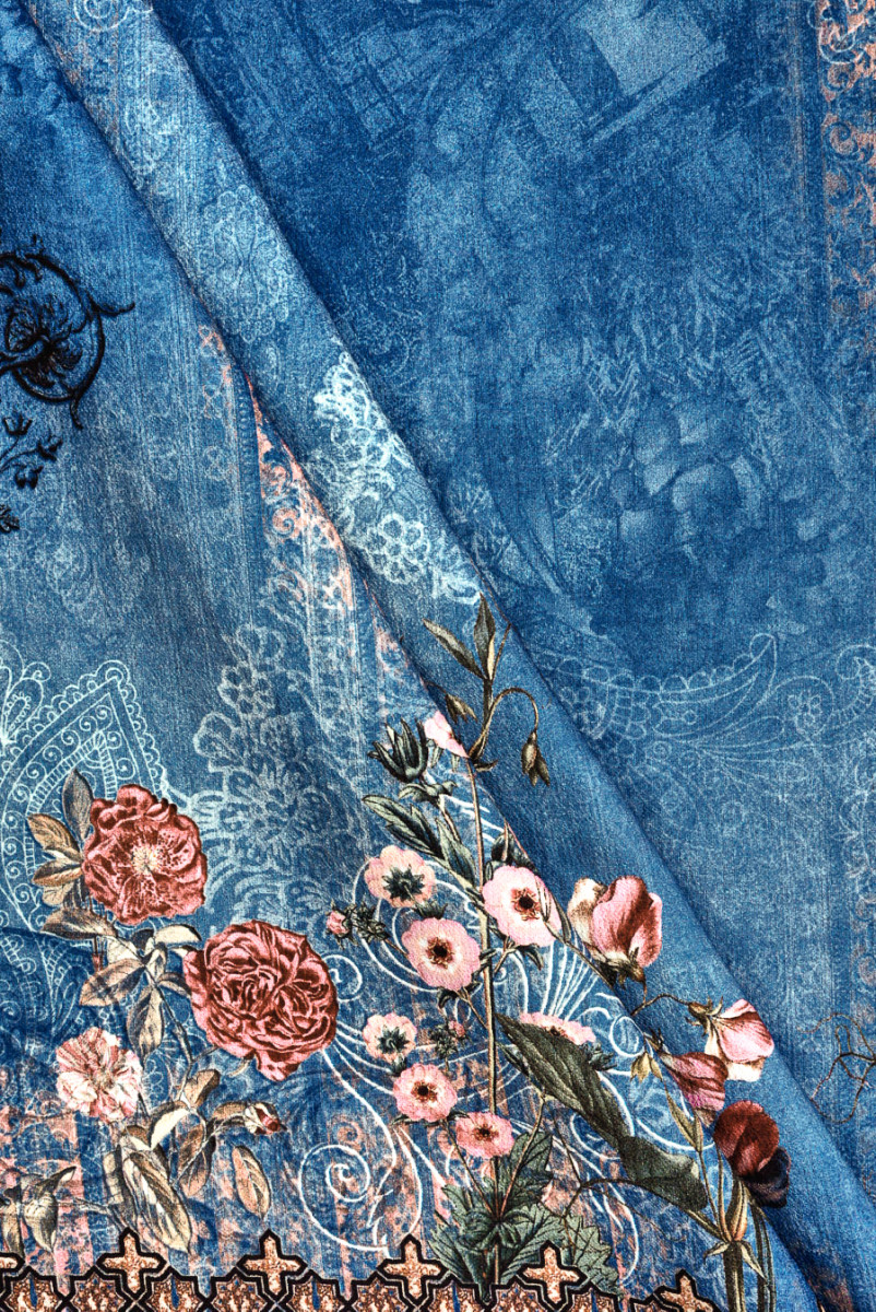 Wiskoza w ornamenty niebieska