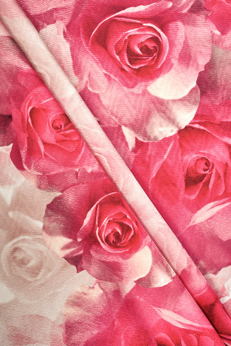 Tkanina jedwabna Å¼akardowa w kwiaty