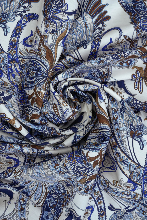 Bawełna w niebiesko brązowe kwiaty