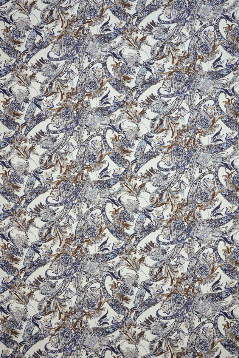 Katoen in blauw-bruin bloemenpatroon
