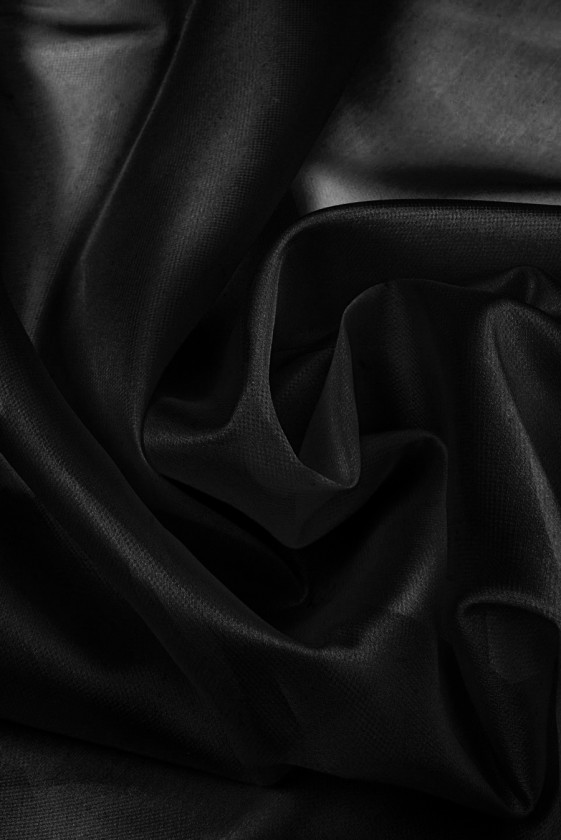 Organza de poliéster negra