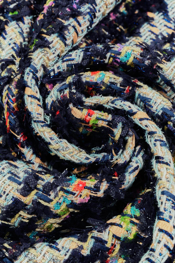 Tkanina typu chanel granatowa z kolorowymi nitkami