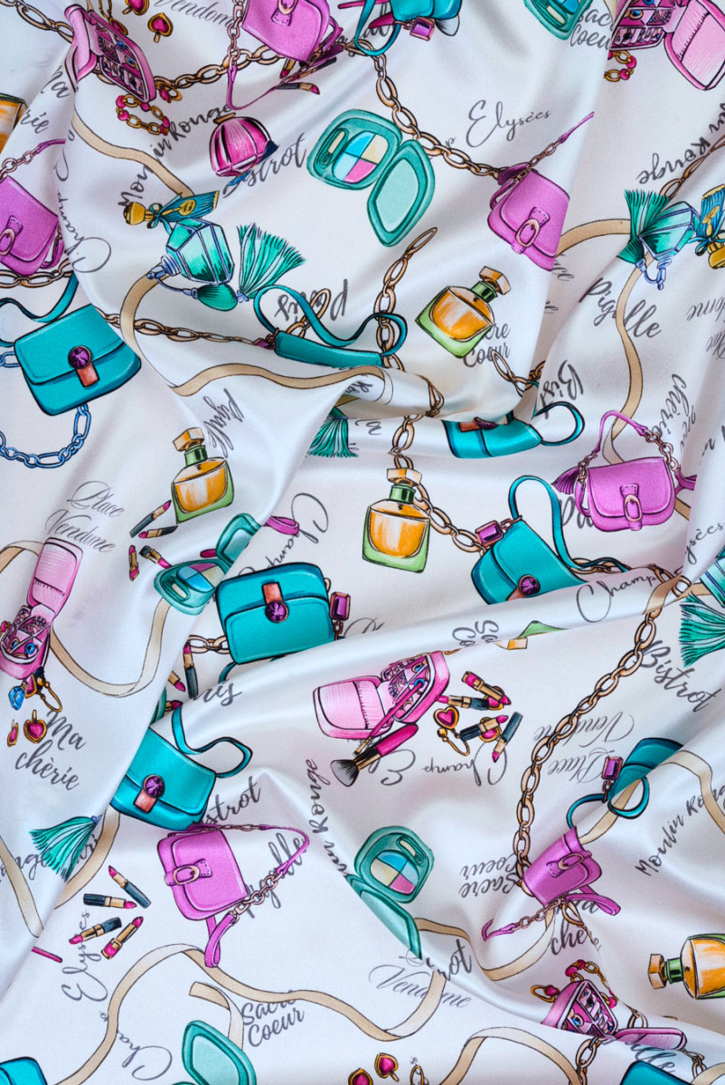 Satyna jedwabna torebki i perfumy