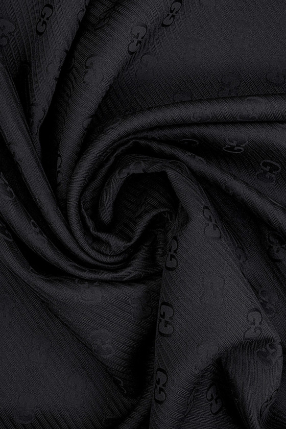 Wełna kostiumowa czarna sygnowana