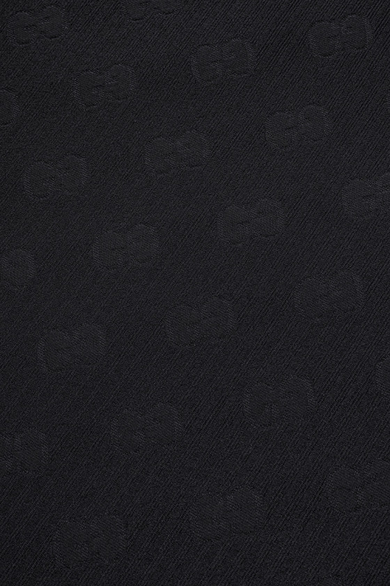 Wełna kostiumowa czarna sygnowana