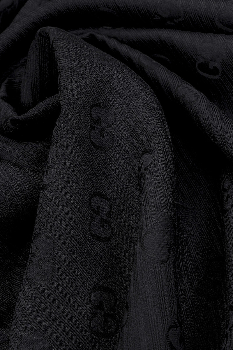 Wełna kostiumowa czarna sygnowana