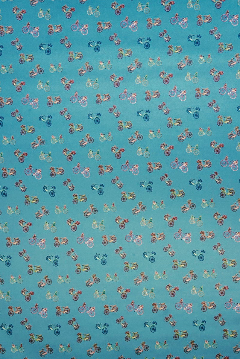 Satyna jedwabna rowery na jeansowym tle