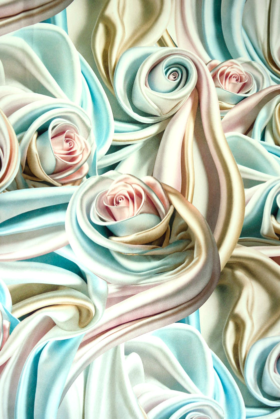 Satyna jedwabna pastelowe pąki róż