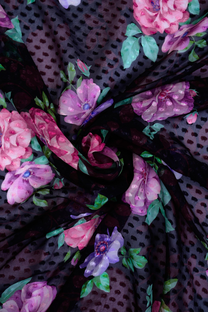 Jedwab devore czarny w kwiaty