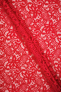 Spitze mit Baumwolle rot