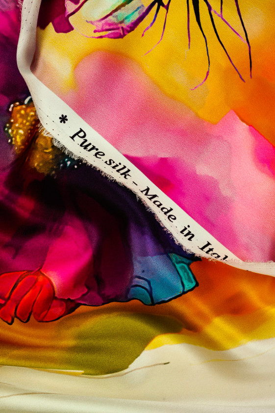 Satyna jedwabna w kwiaty