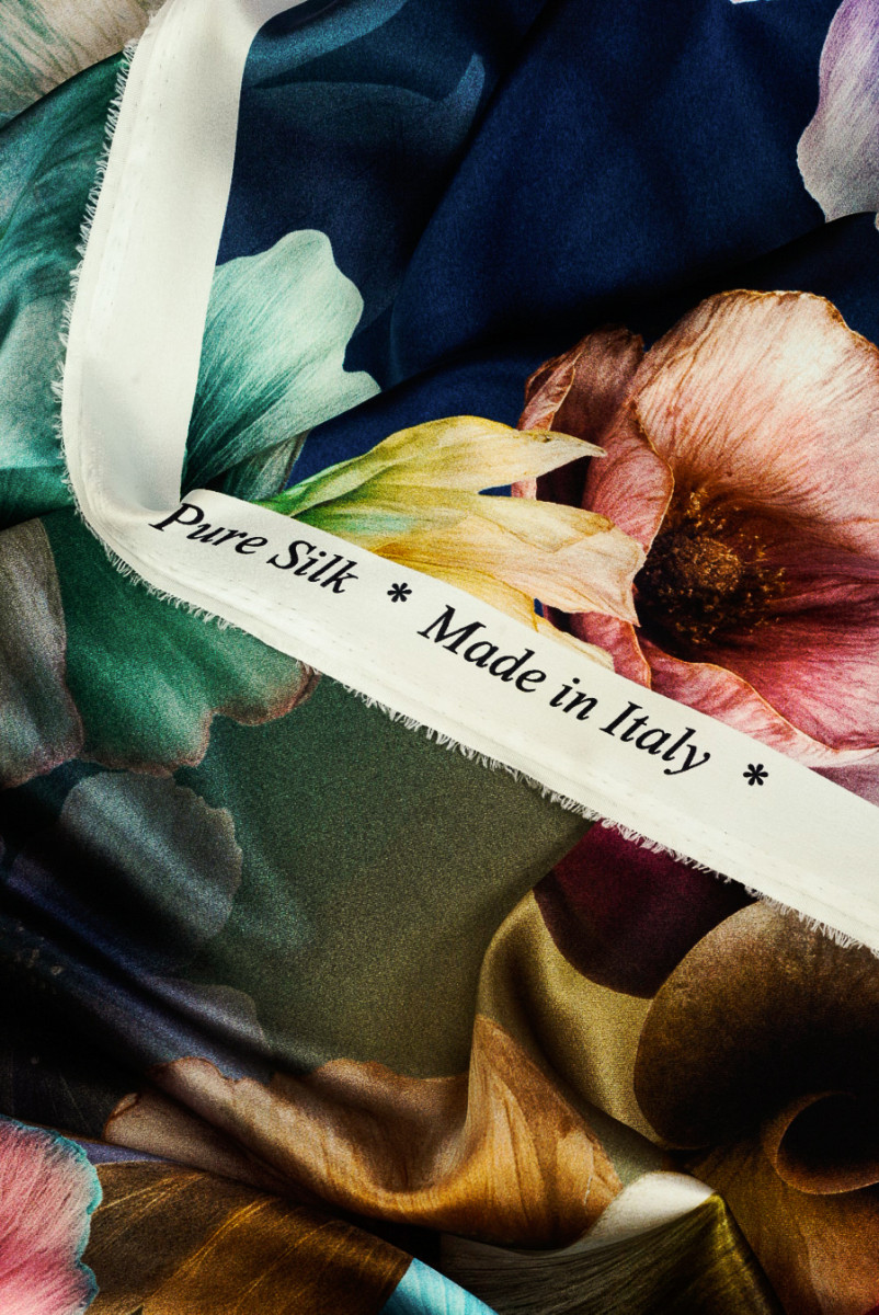 Satyna jedwabna duÅ¼e kwiaty