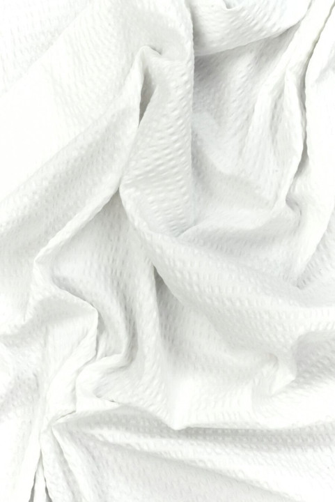 Tissu structuré avec coton blanc