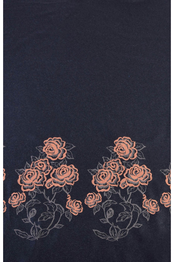 Tkanina płaszczowa z haftem