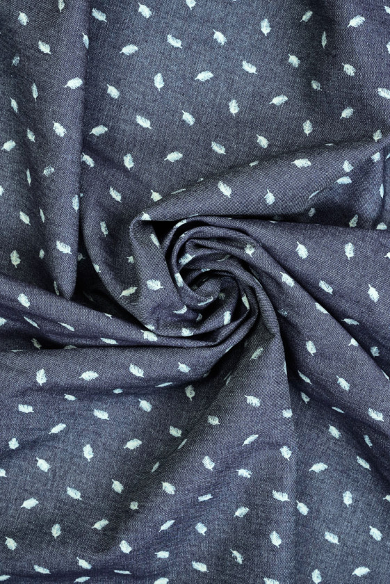 Bawełna koszulowa granatowa w piórka