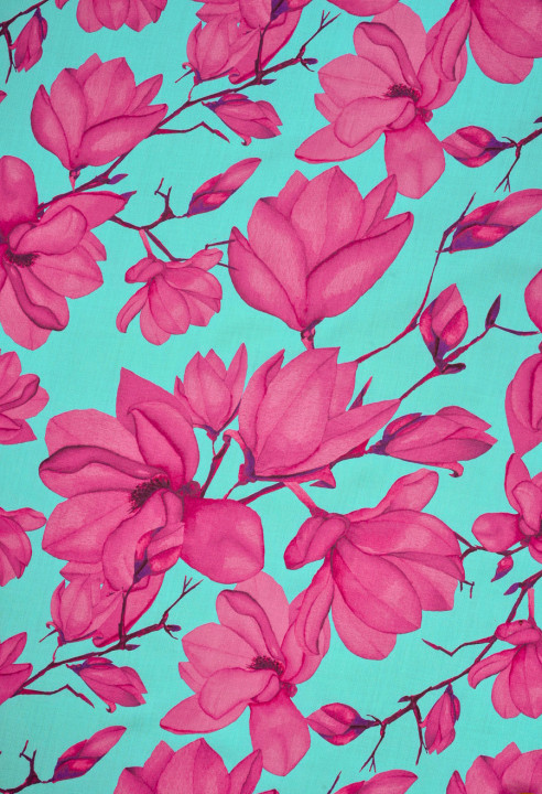 Viscose à fleurs roses sur turquoise
