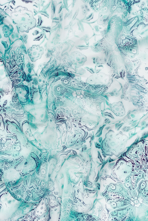 Mousseline viscose-soie à fleurs turquoise
