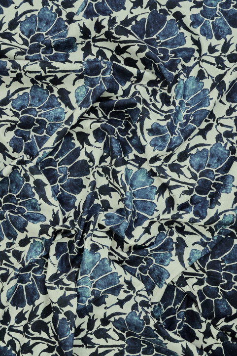 Cotton batiste with navy flowers and border