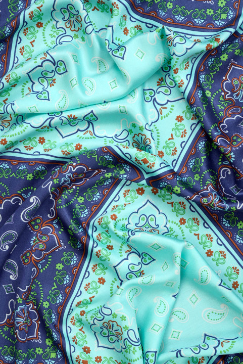 Satin viscose carrés turquoise