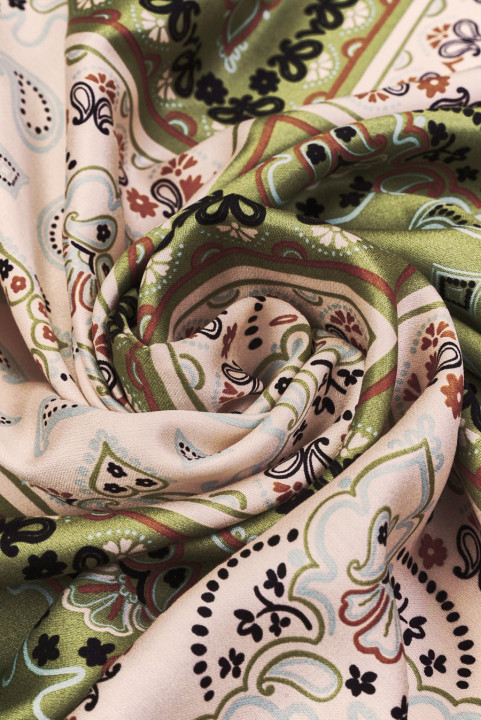 Satin viscose carrés olive