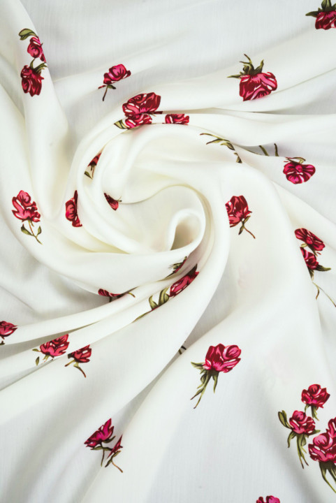 Satin viscose crème petites roses